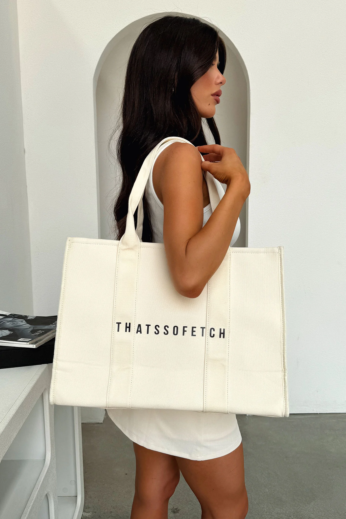 25642-xenia-large-tote-bag-beige-1.webp