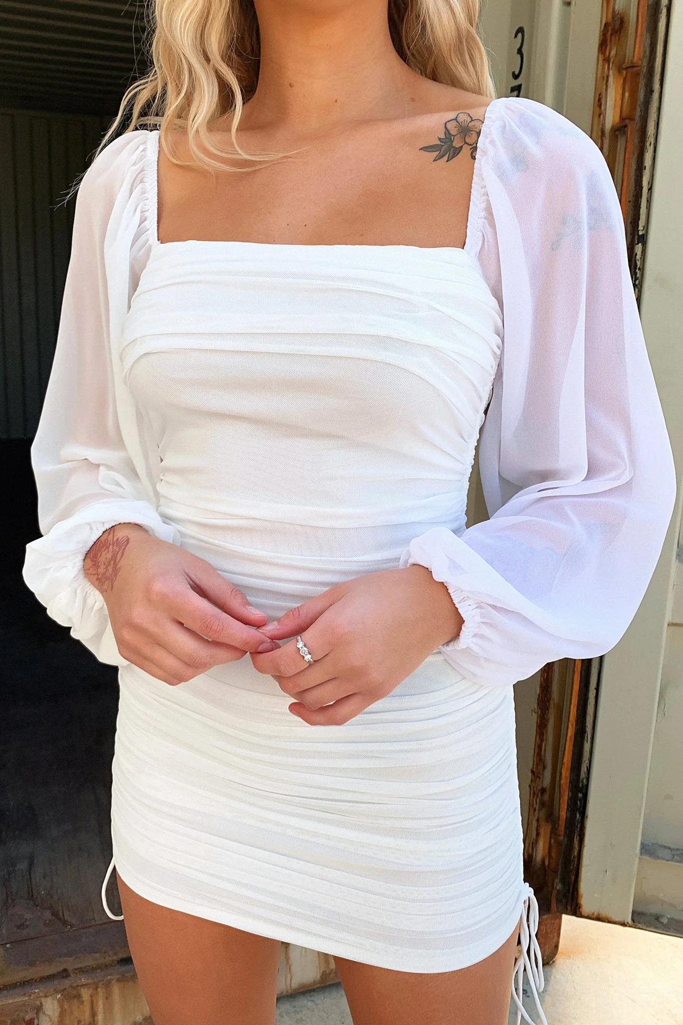 25759-lorde-dress-white-1.webp
