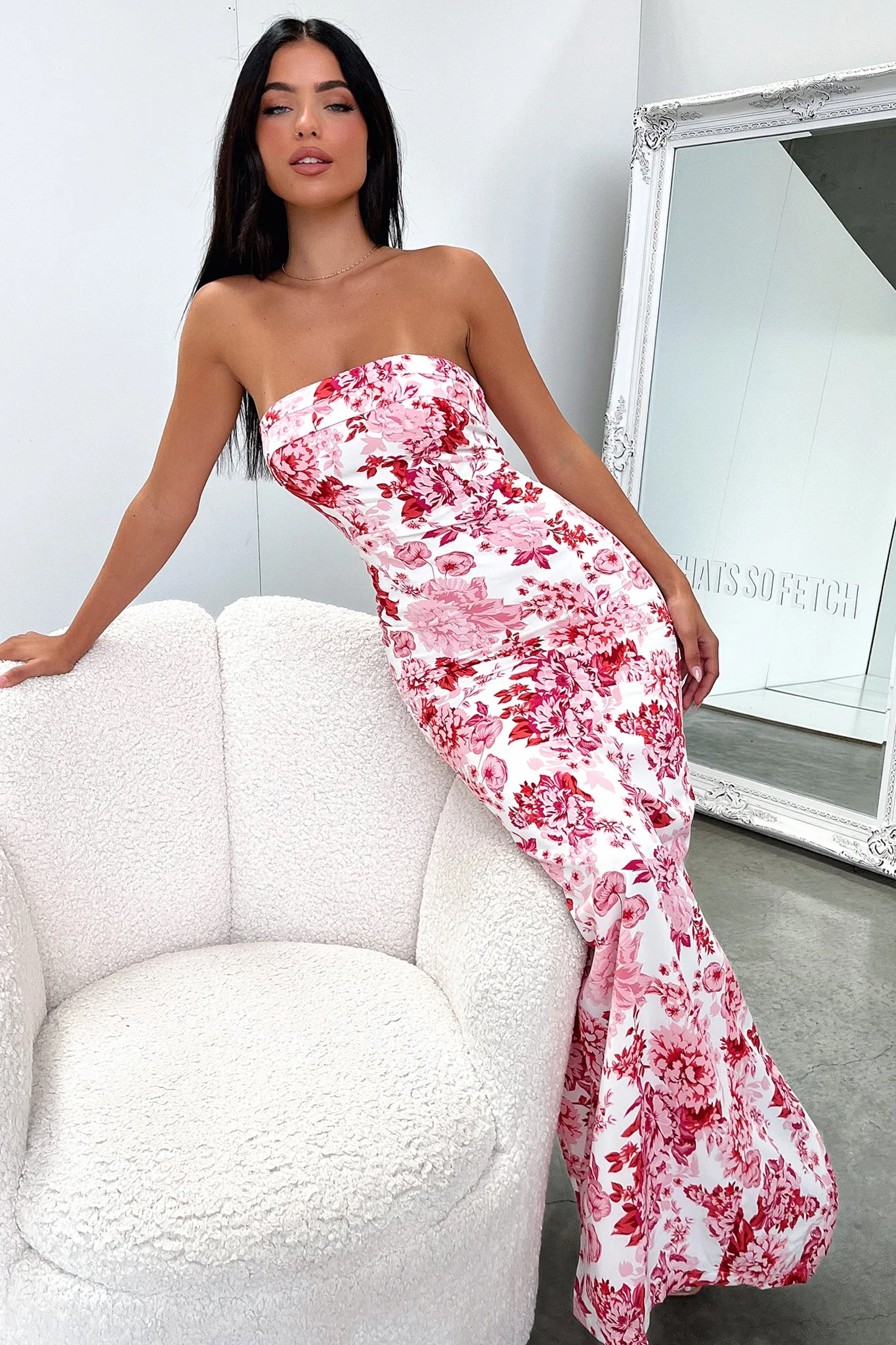 25887-charms-maxi-dress-pink-floral-1.webp