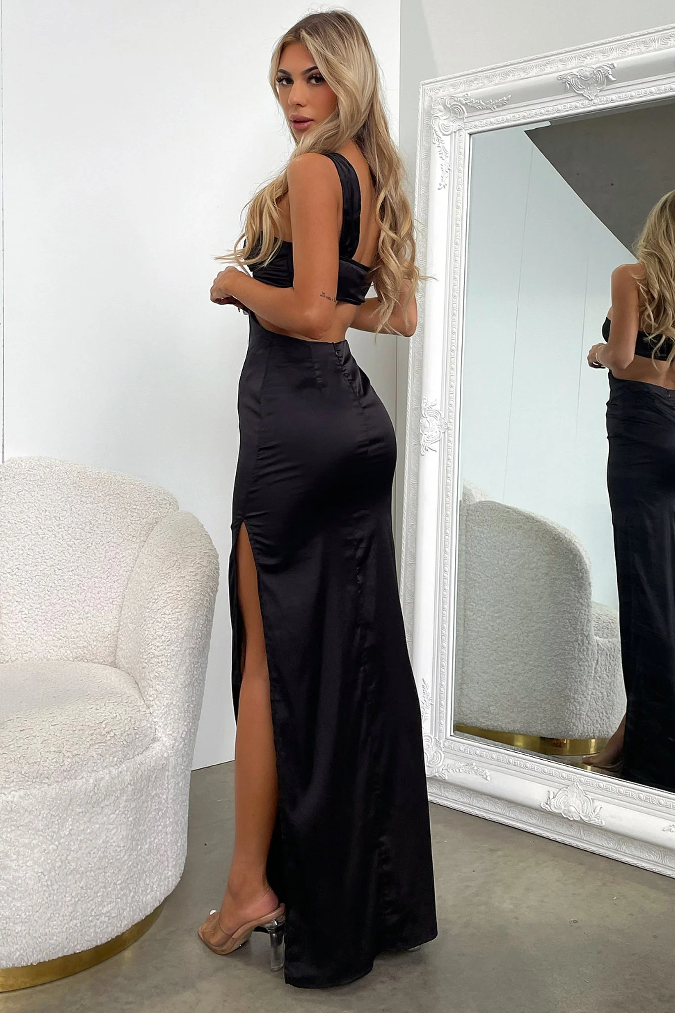 25940-alexia-one-shoulder-satin-maxi-dress-black-1.webp