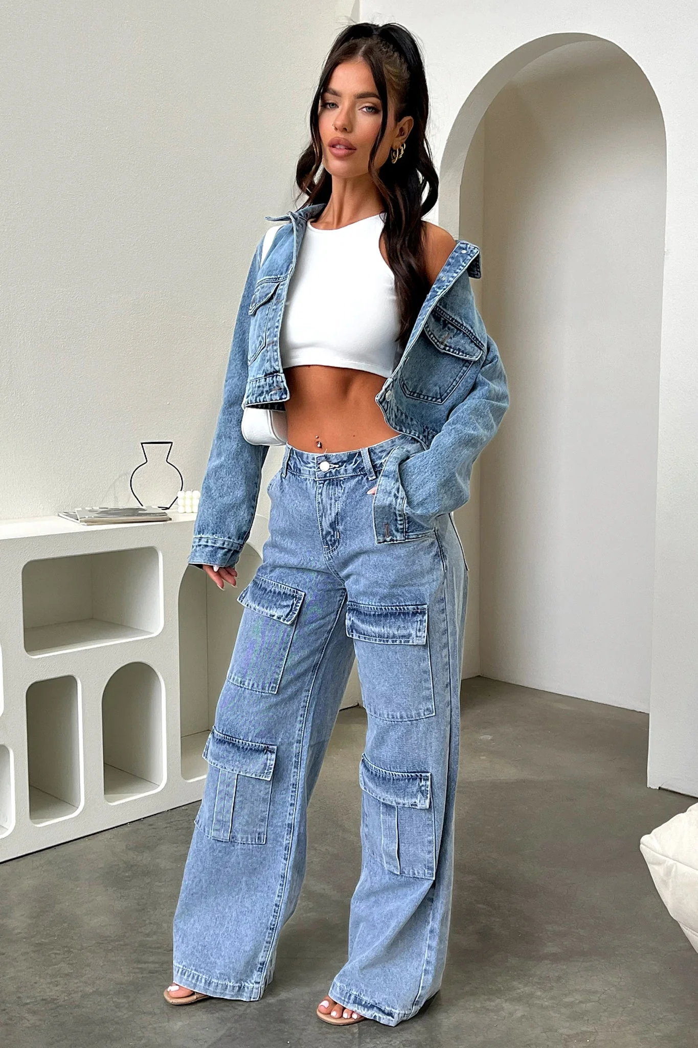 26007-adalia-mid-rise-wide-leg-jeans-blue-1.webp