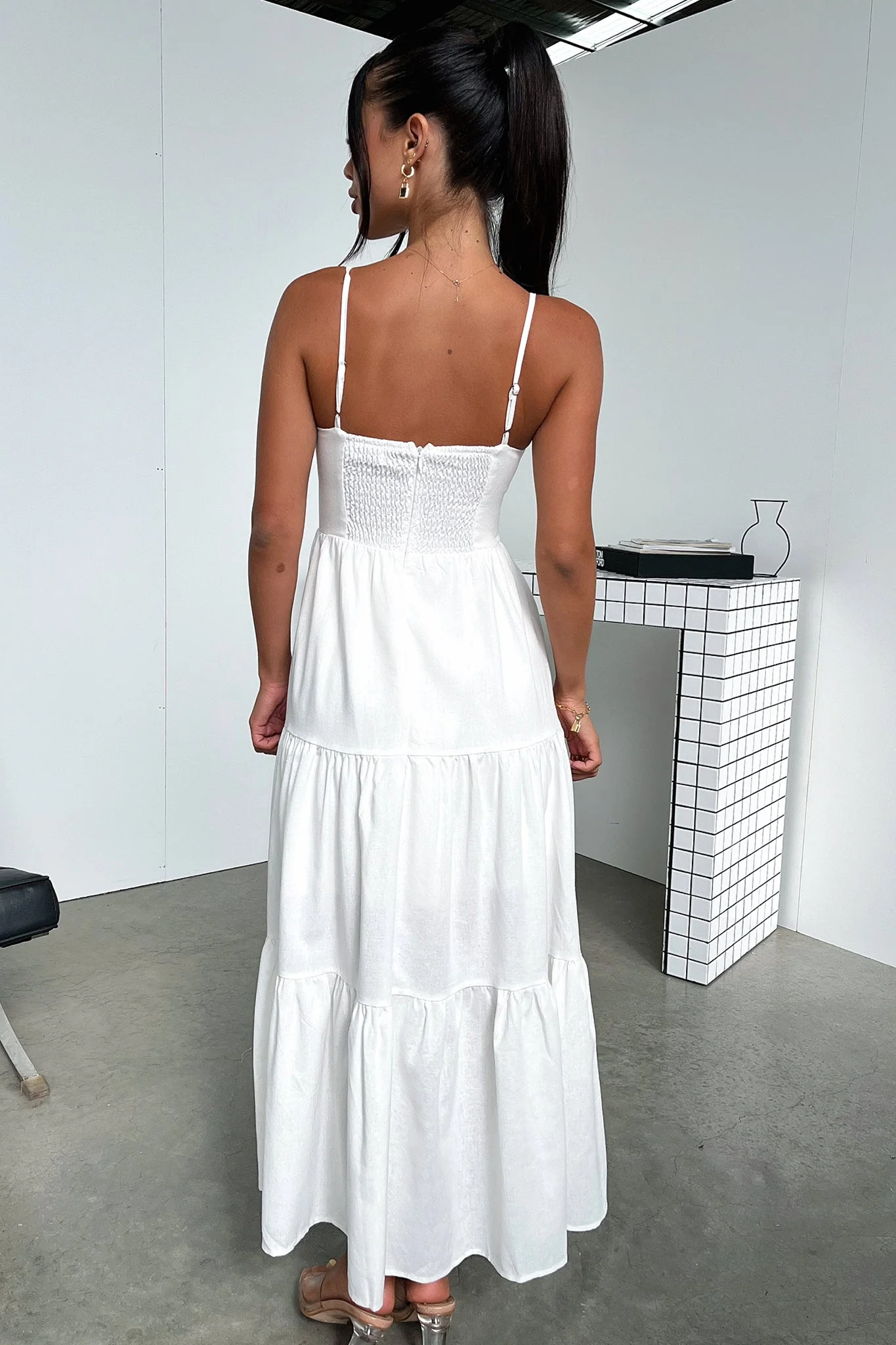 26448-mirana-dress-white-1.webp