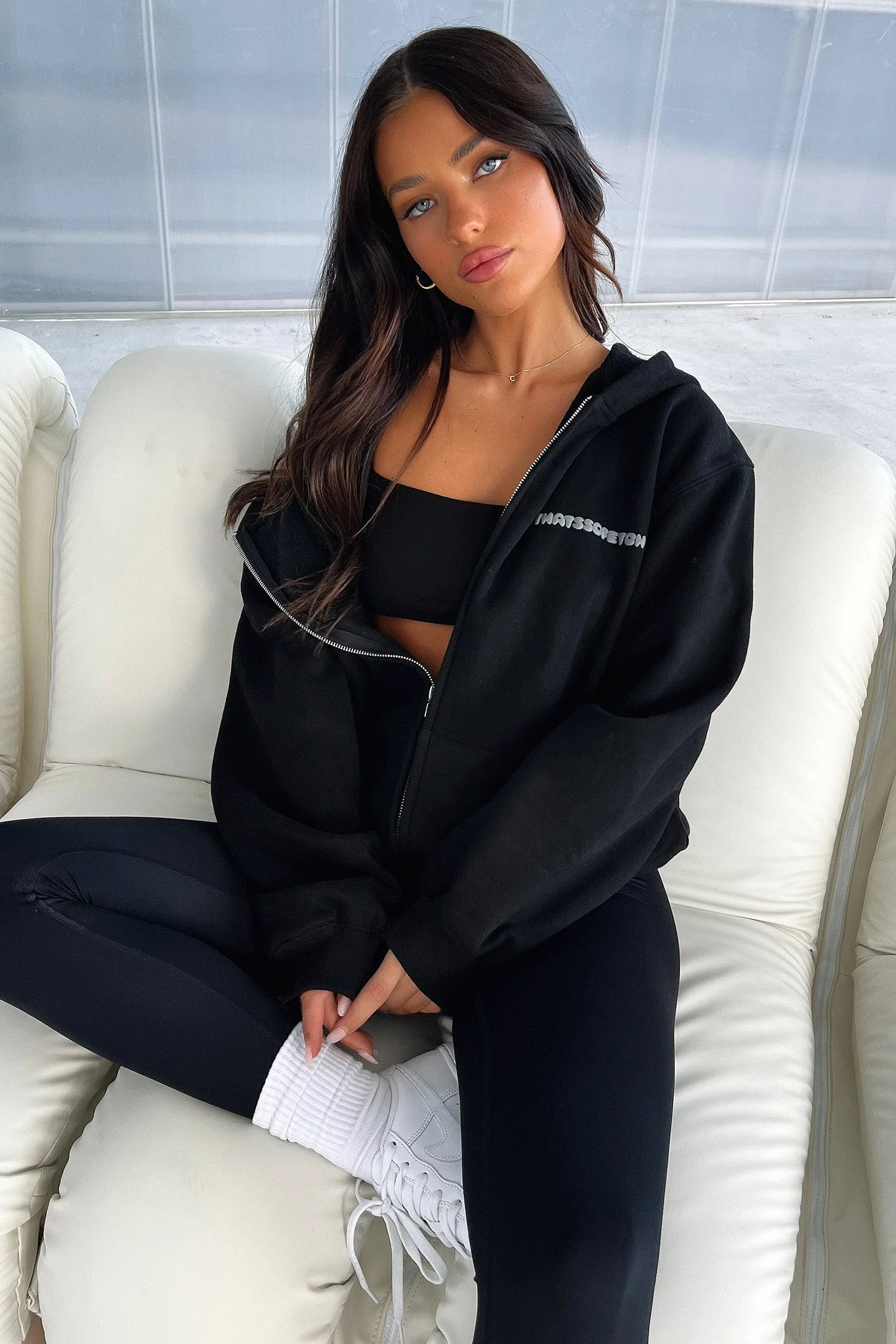 26680-series-3-zip-up-hoodie-black-1.jpg