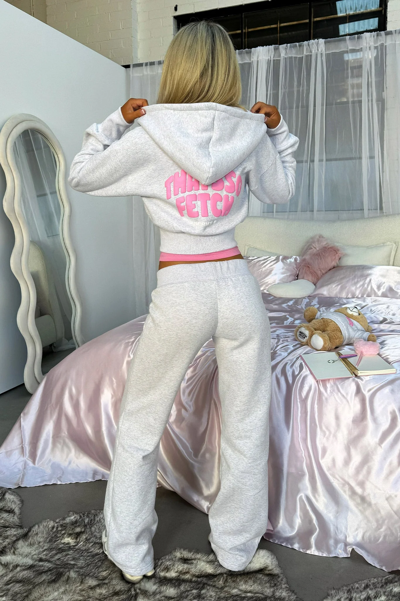 26895-series-5-low-rise-sweatpants-grey-1.webp