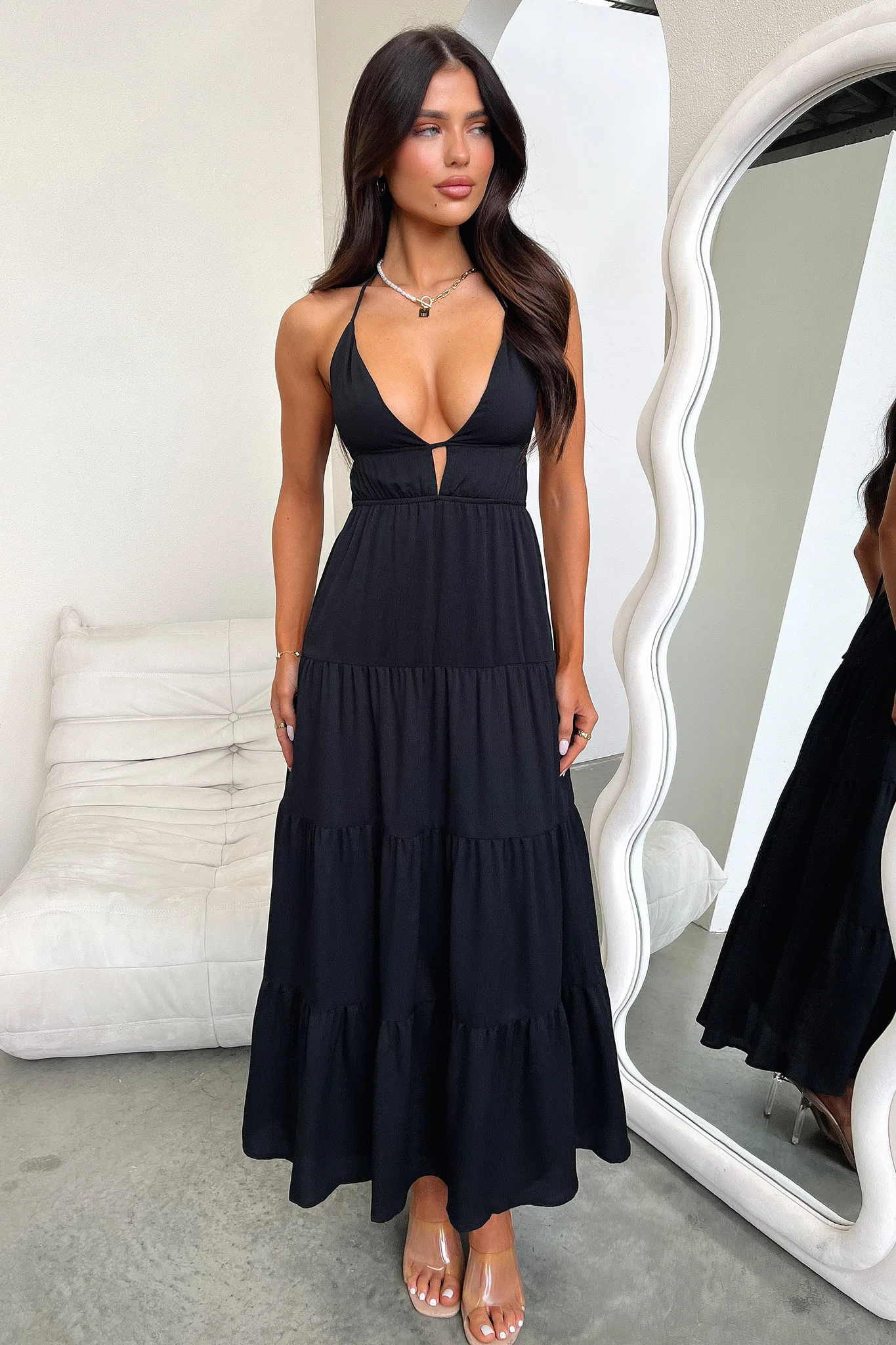 27248-amalie-maxi-dress-black-1.webp