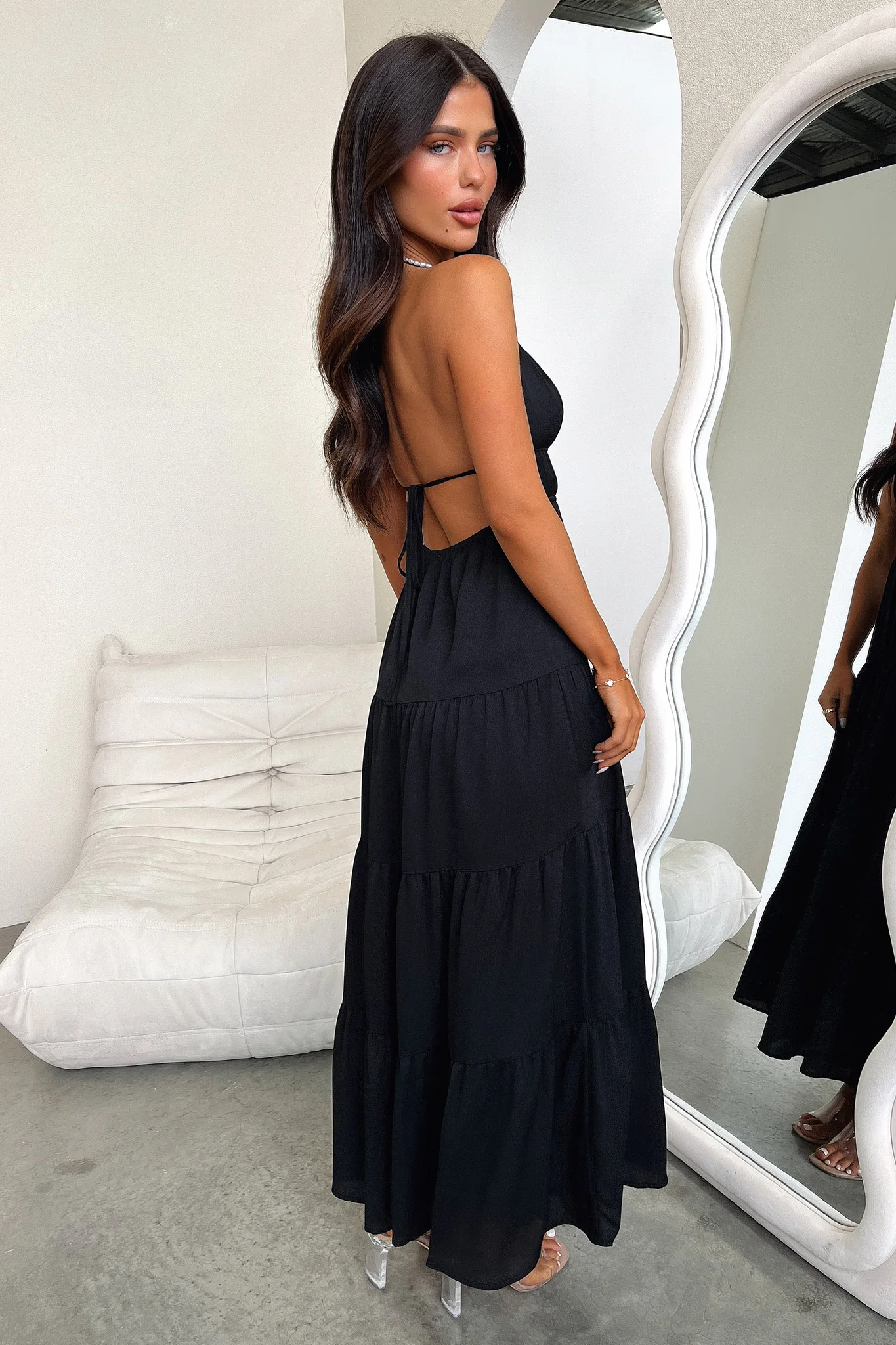 27248-amalie-maxi-dress-black-1.webp