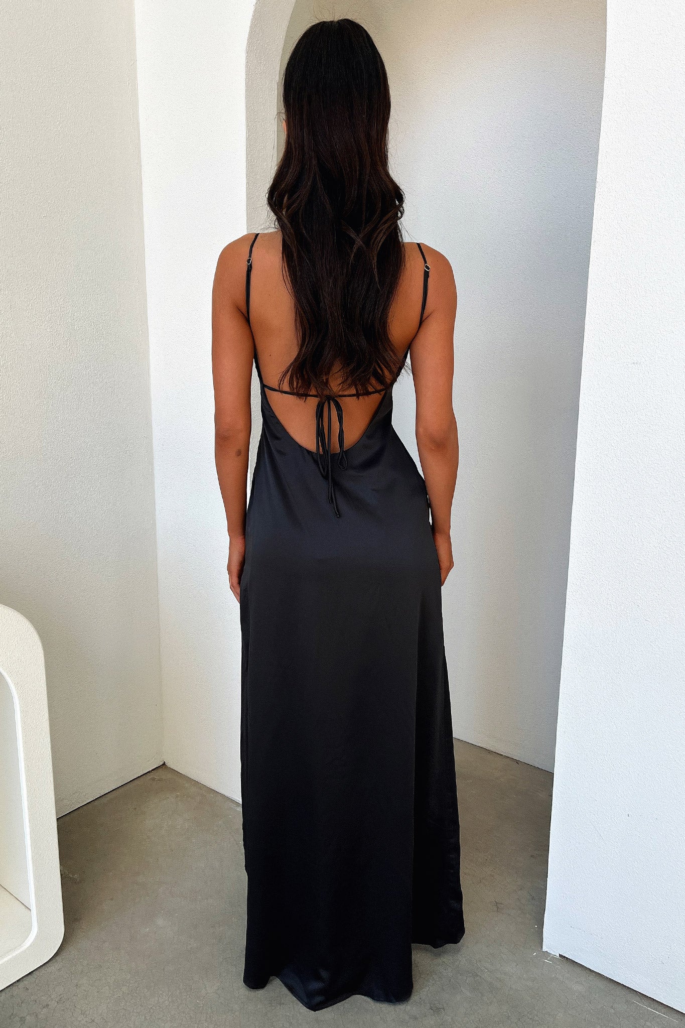 27481-sarcia-maxi-dress-black-1.jpg