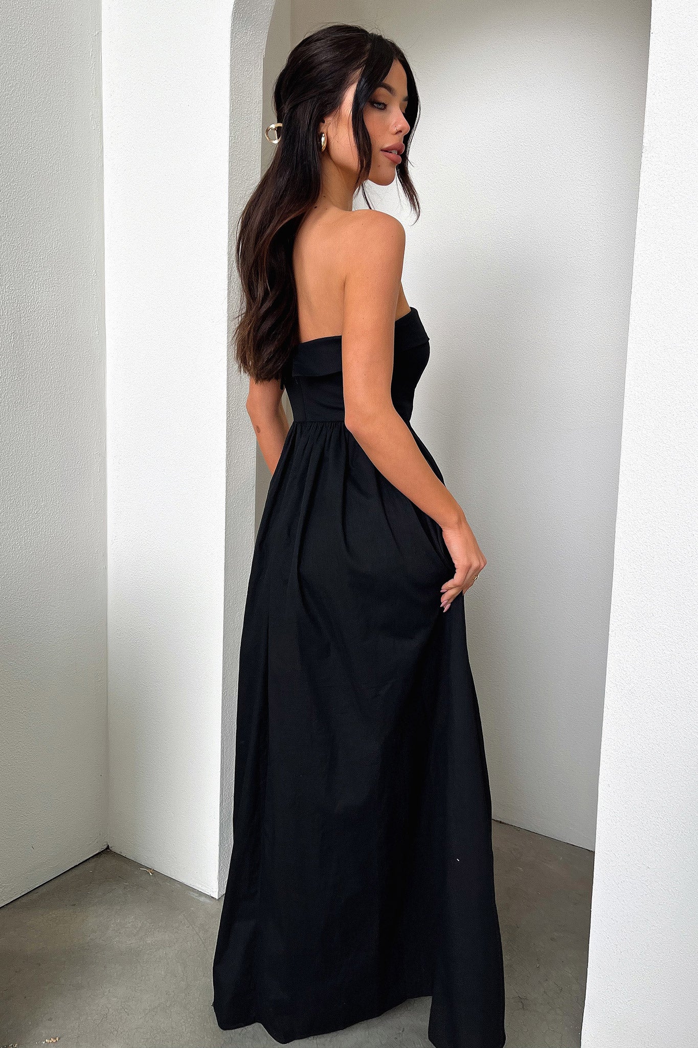 28169-cornell-maxi-dress-black-1.jpg