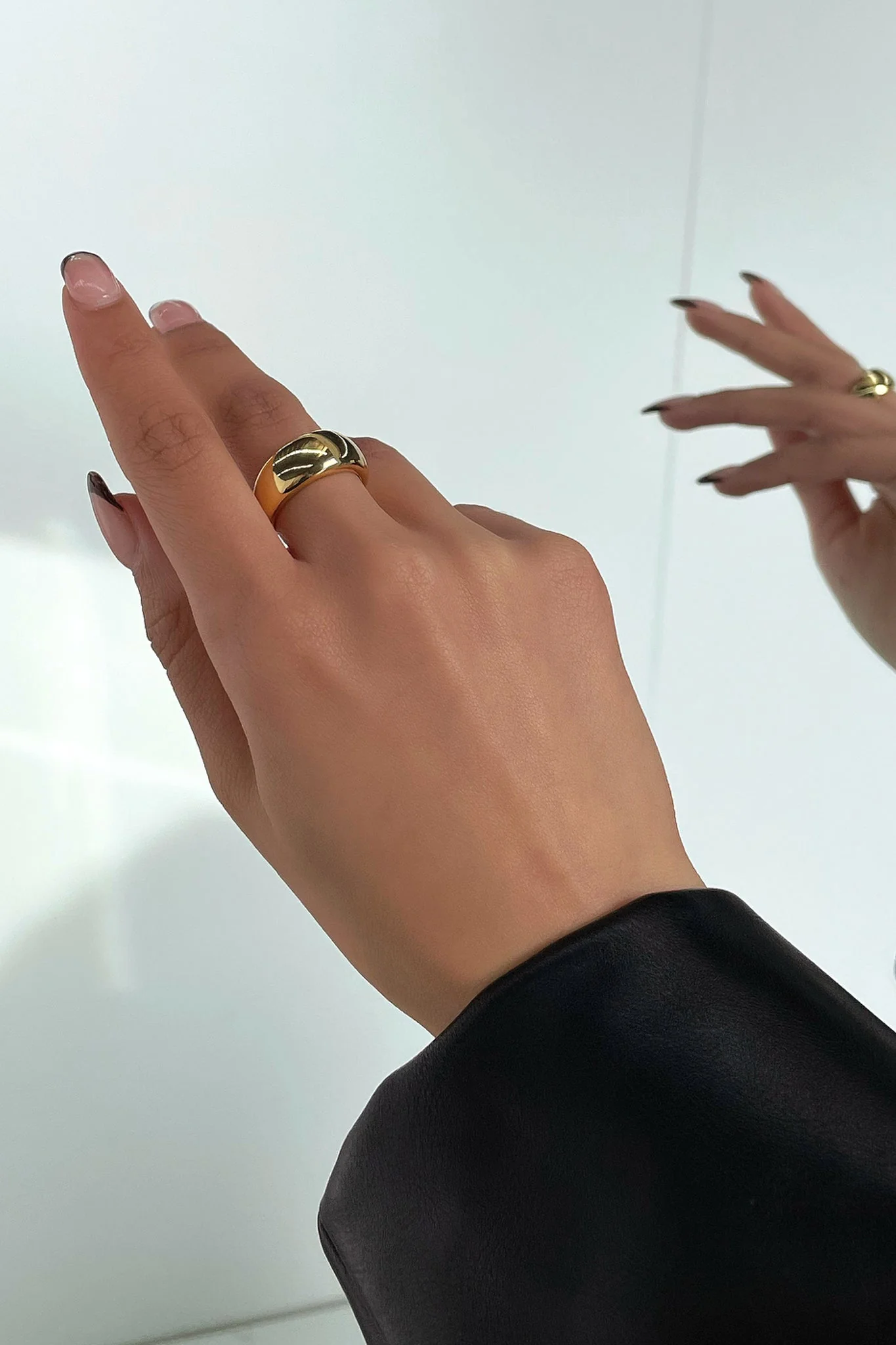 283-tia-ring-18k-gold-plated-1.webp