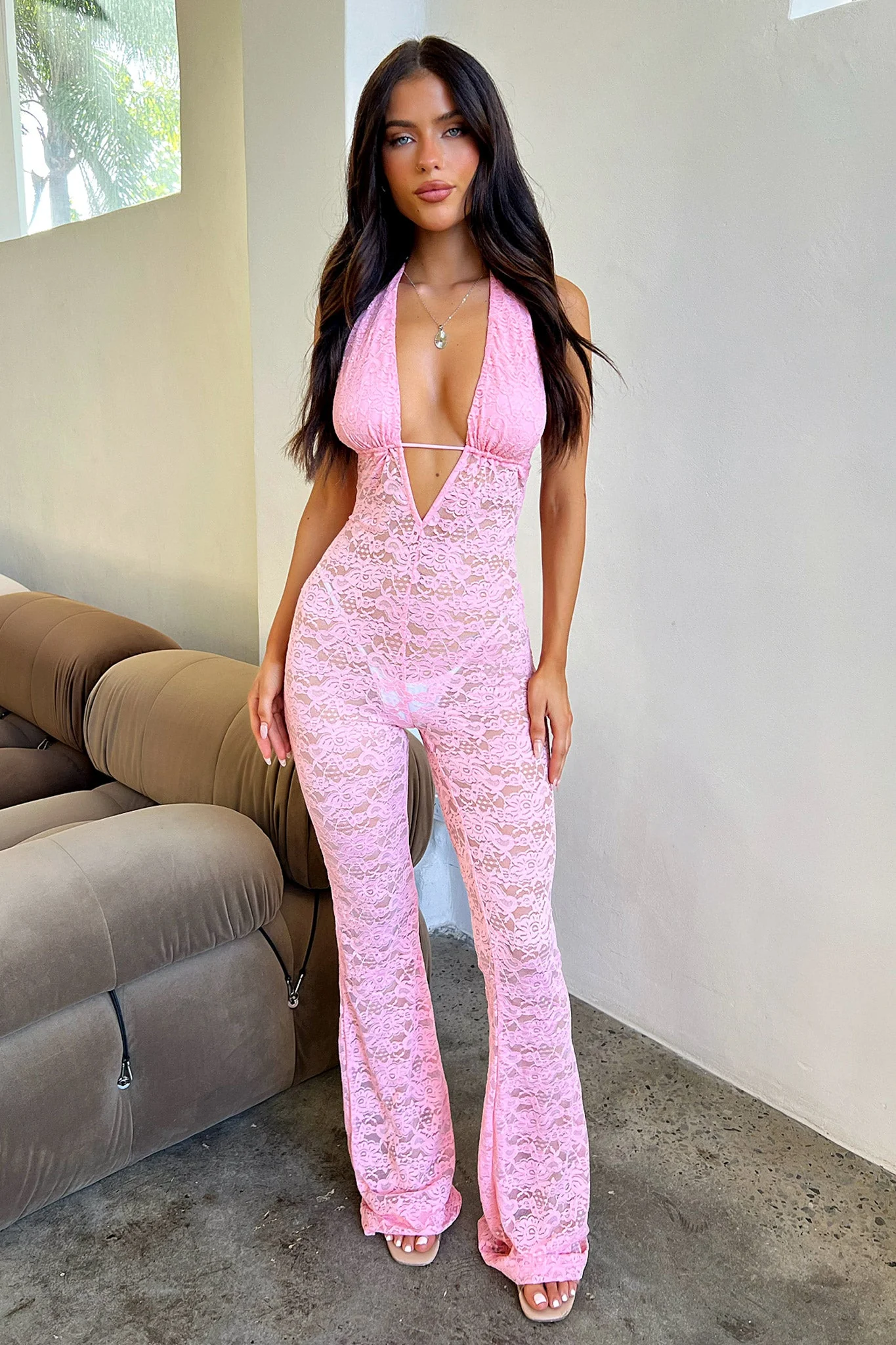 30321-nayla-lace-jumpsuit-baby-pink-1.webp