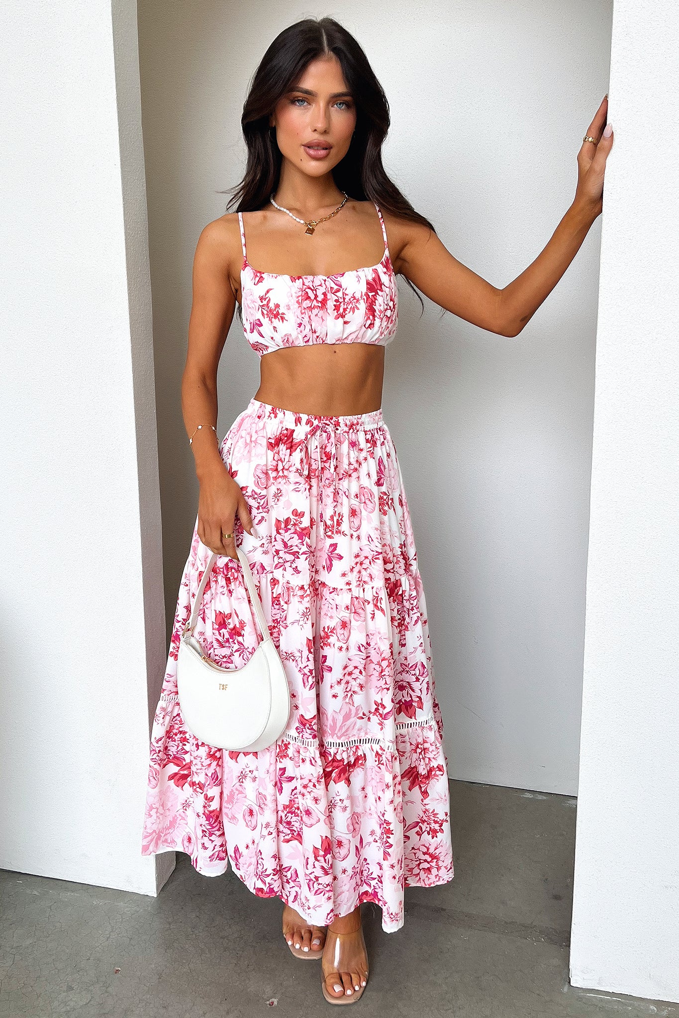 3255-kei-crop-pink-red-floral-1.jpg