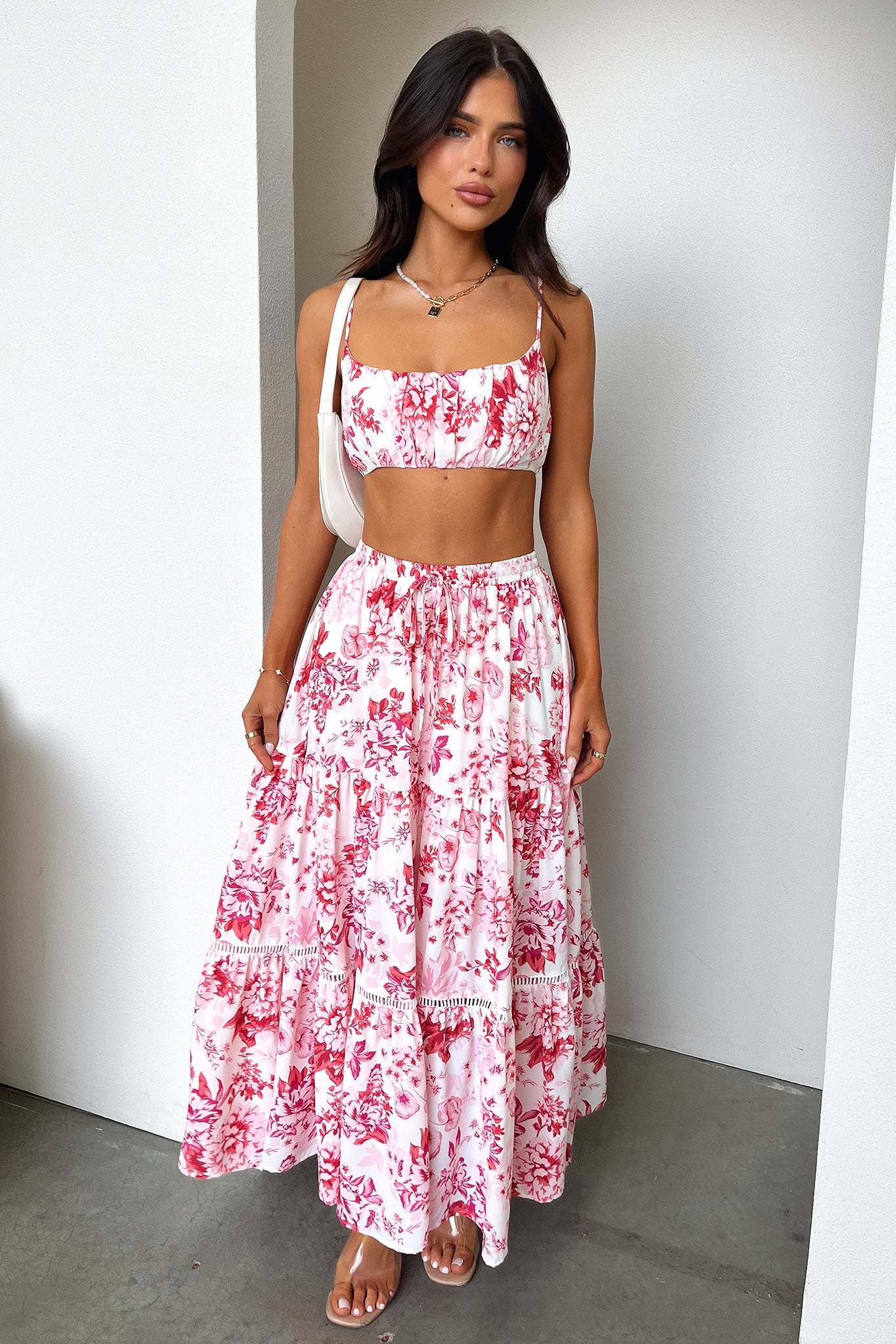 3255-kei-crop-pink-red-floral-1.jpg
