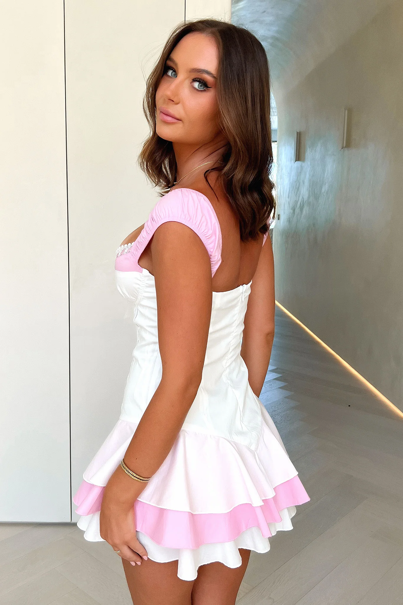32763-nevada-dress-white-pink-1.webp