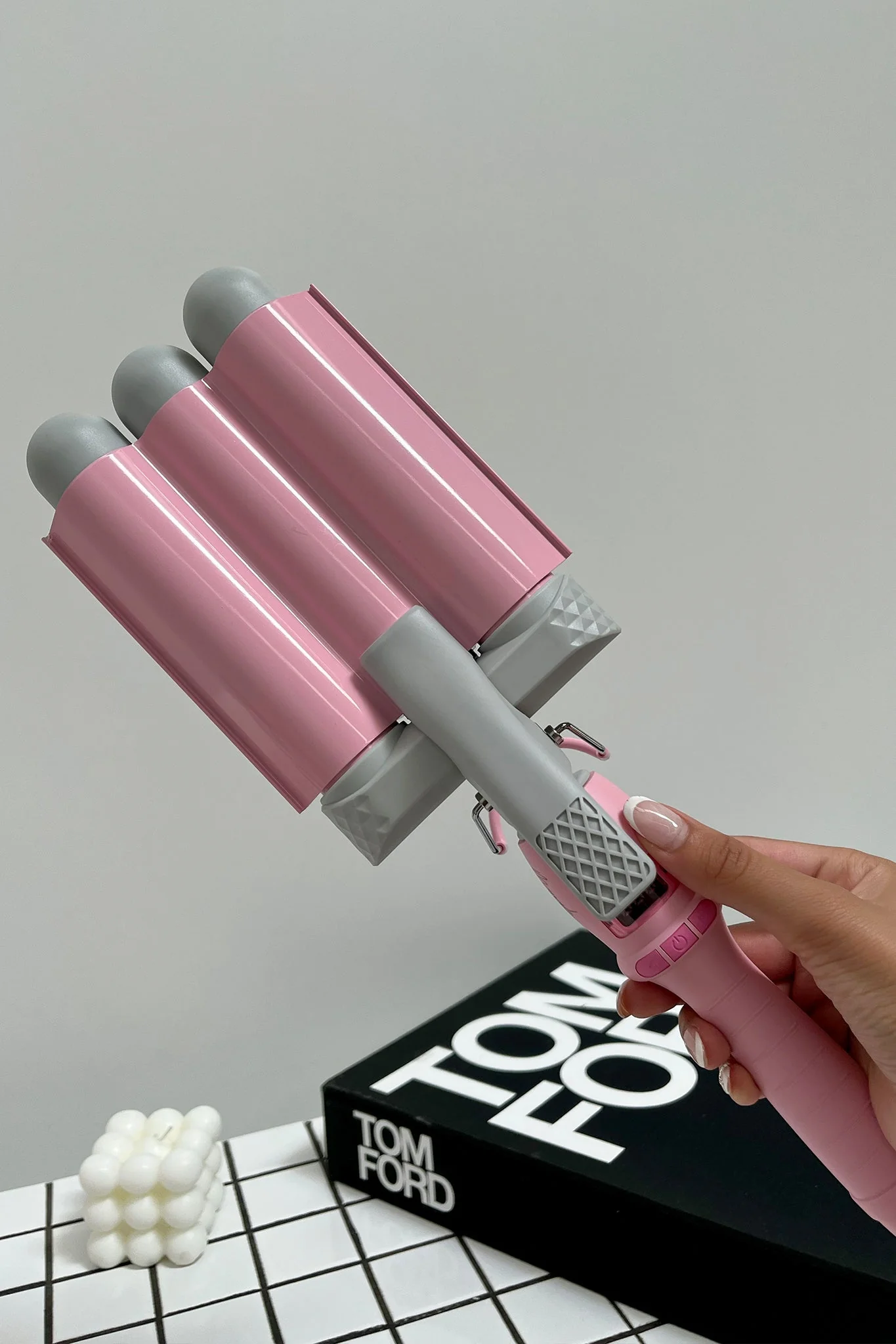 33944-mermade-pro-hair-waver-pink-32mm-1.webp