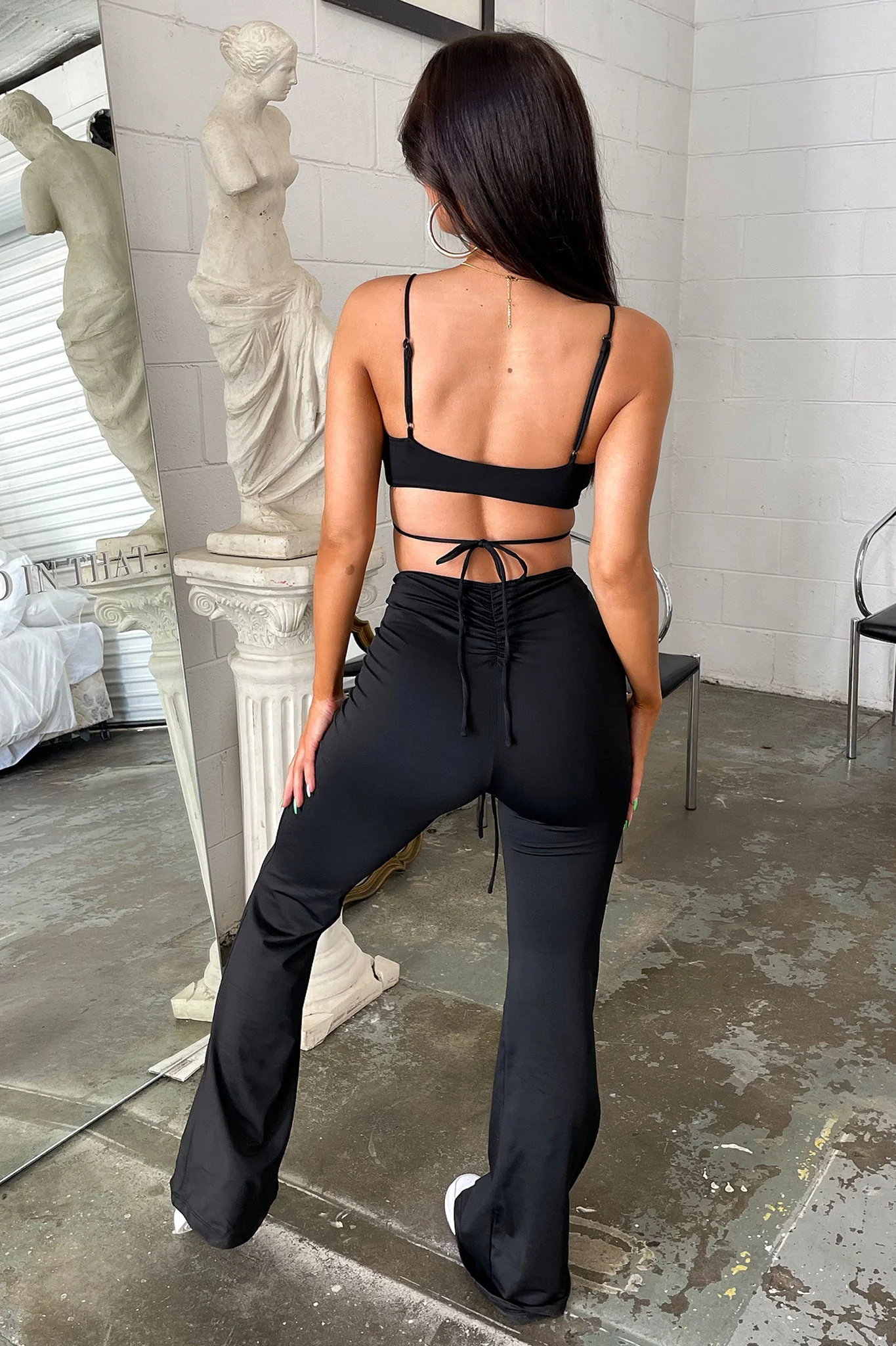 3530-lolita-crop-black-1.webp