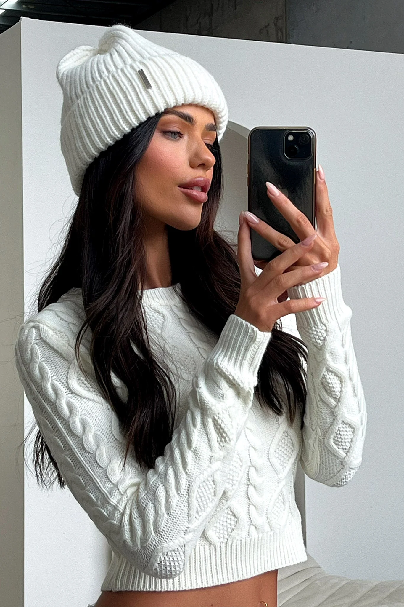 3617-luna-beanie-white-1.webp