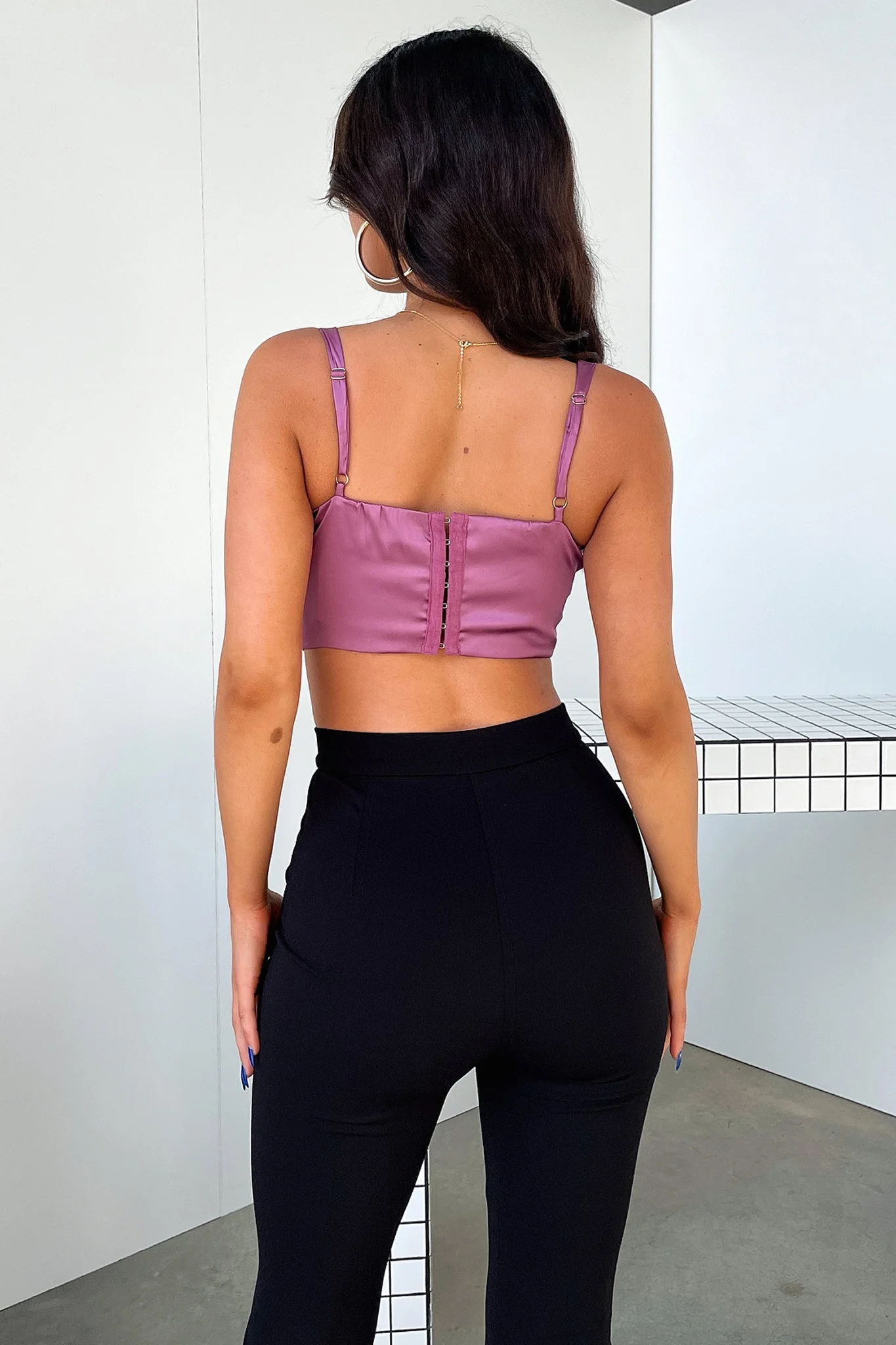 3667-madrid-crop-purple-1.webp