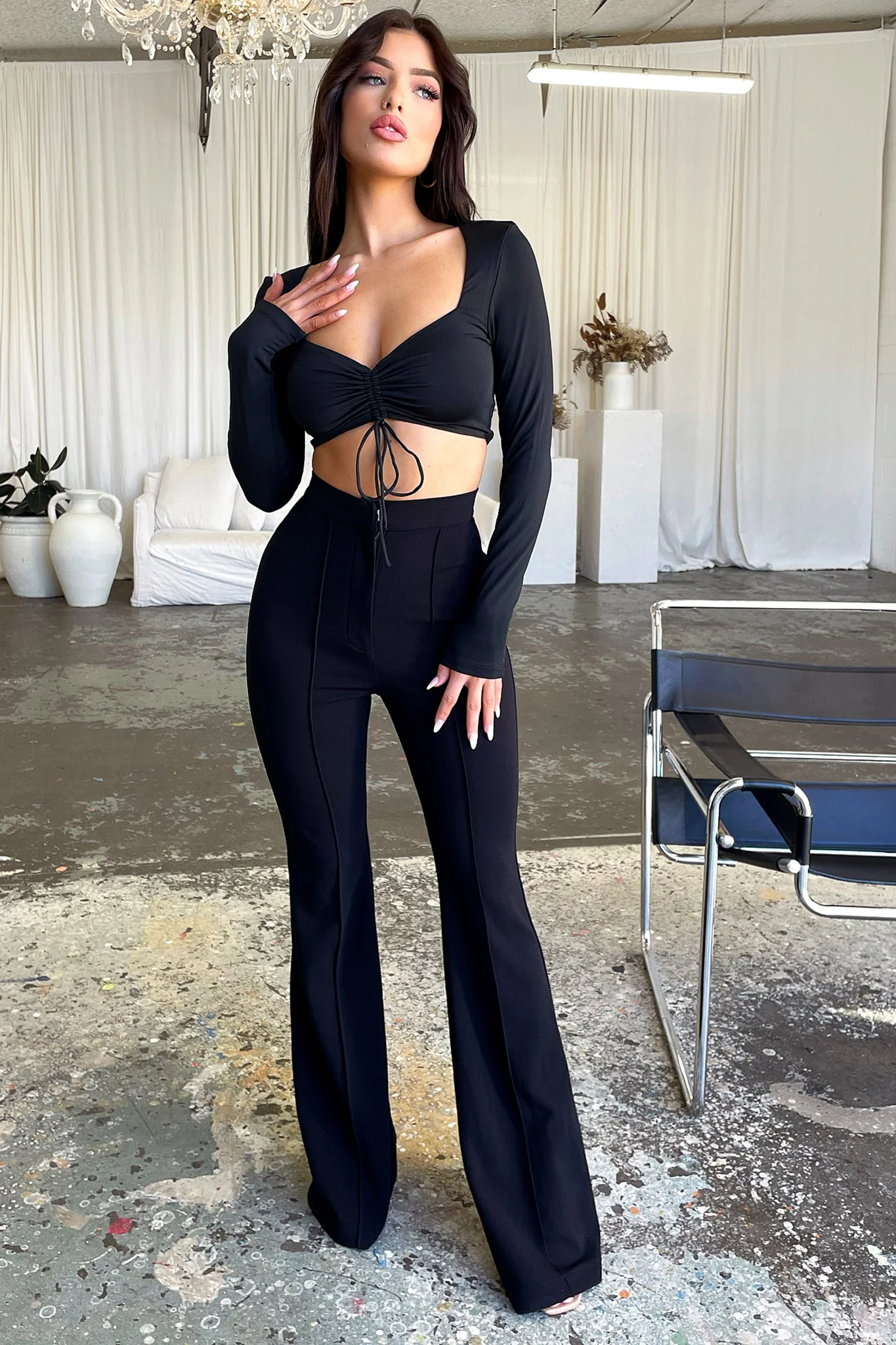 5195-token-flare-pants-black-1.webp