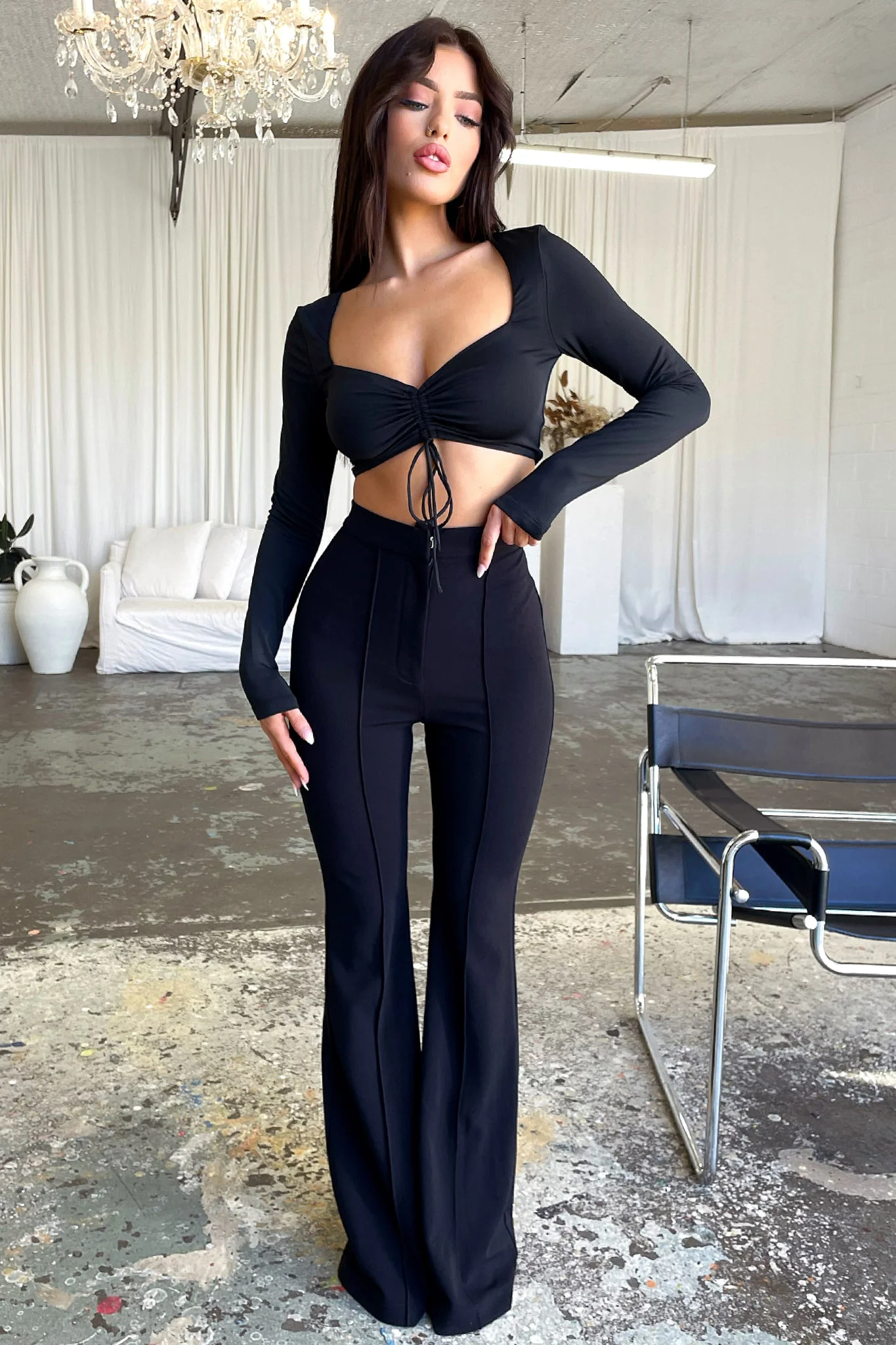 5195-token-flare-pants-black-1.webp