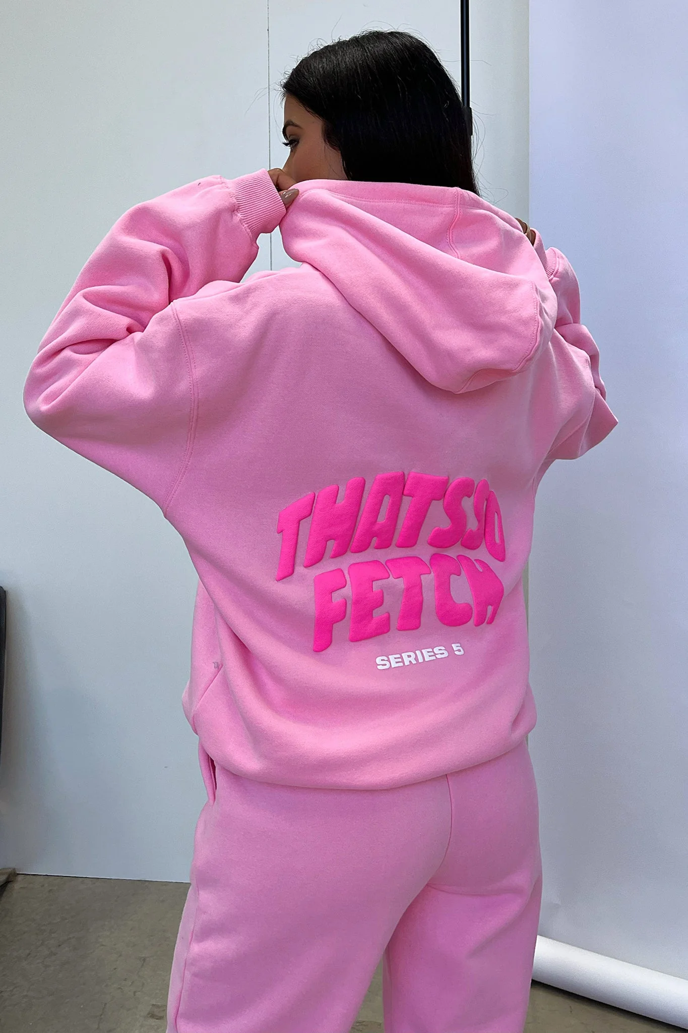 5776-series-5-hoodie-pink-1.webp