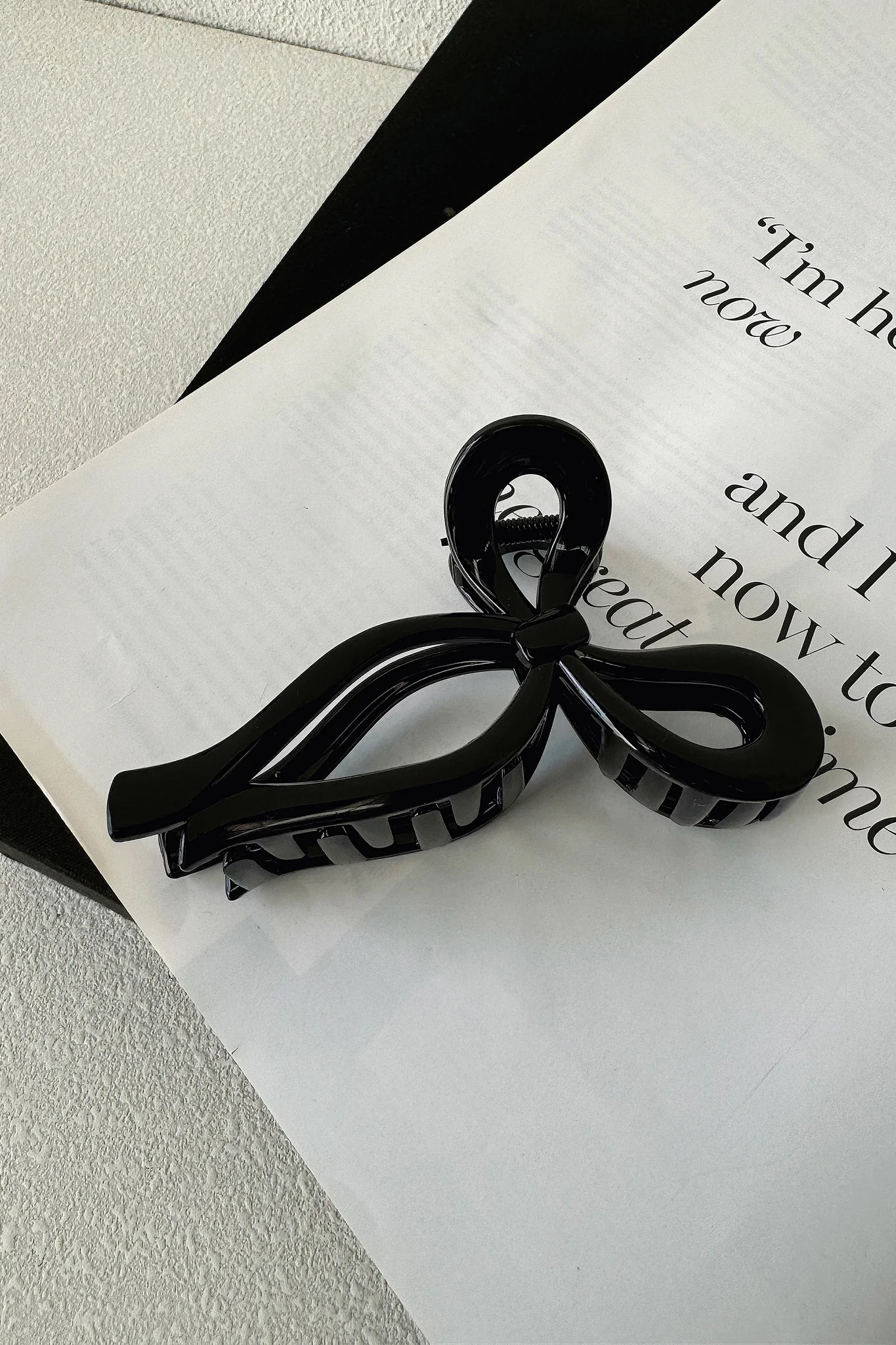 Blaire Claw Clip - Black