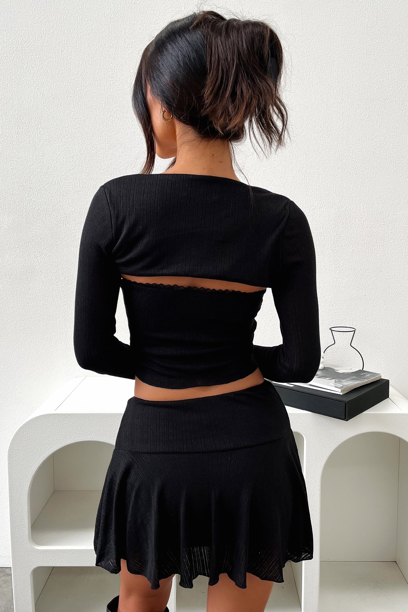 731-pyper-crop-black-1.webp