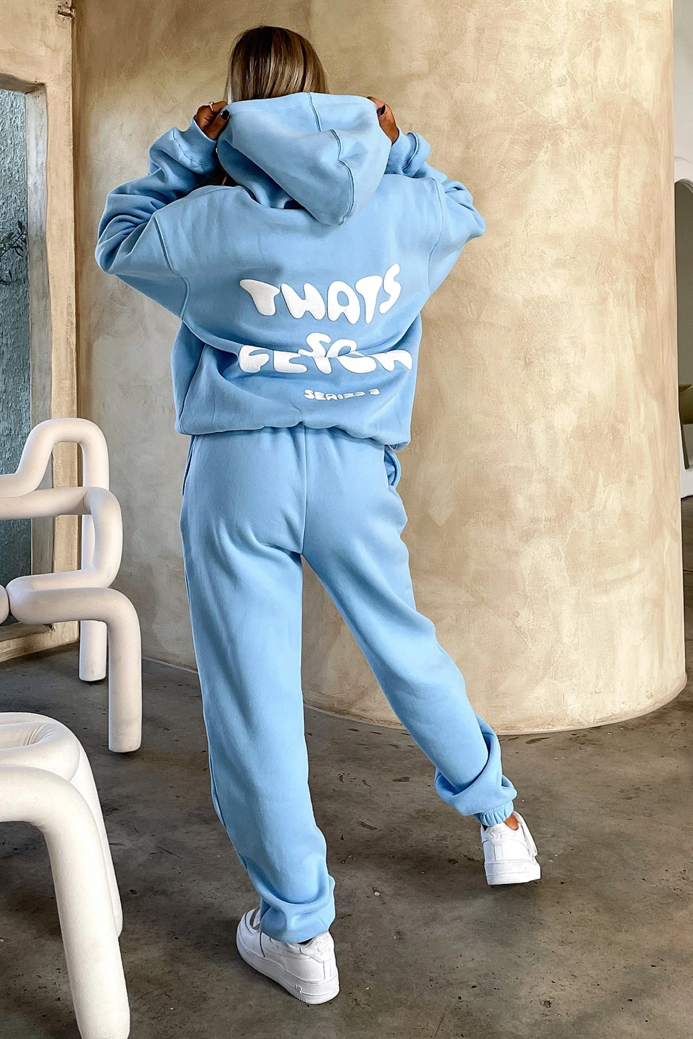 7466-series-3-sweatpants-blue-1.webp