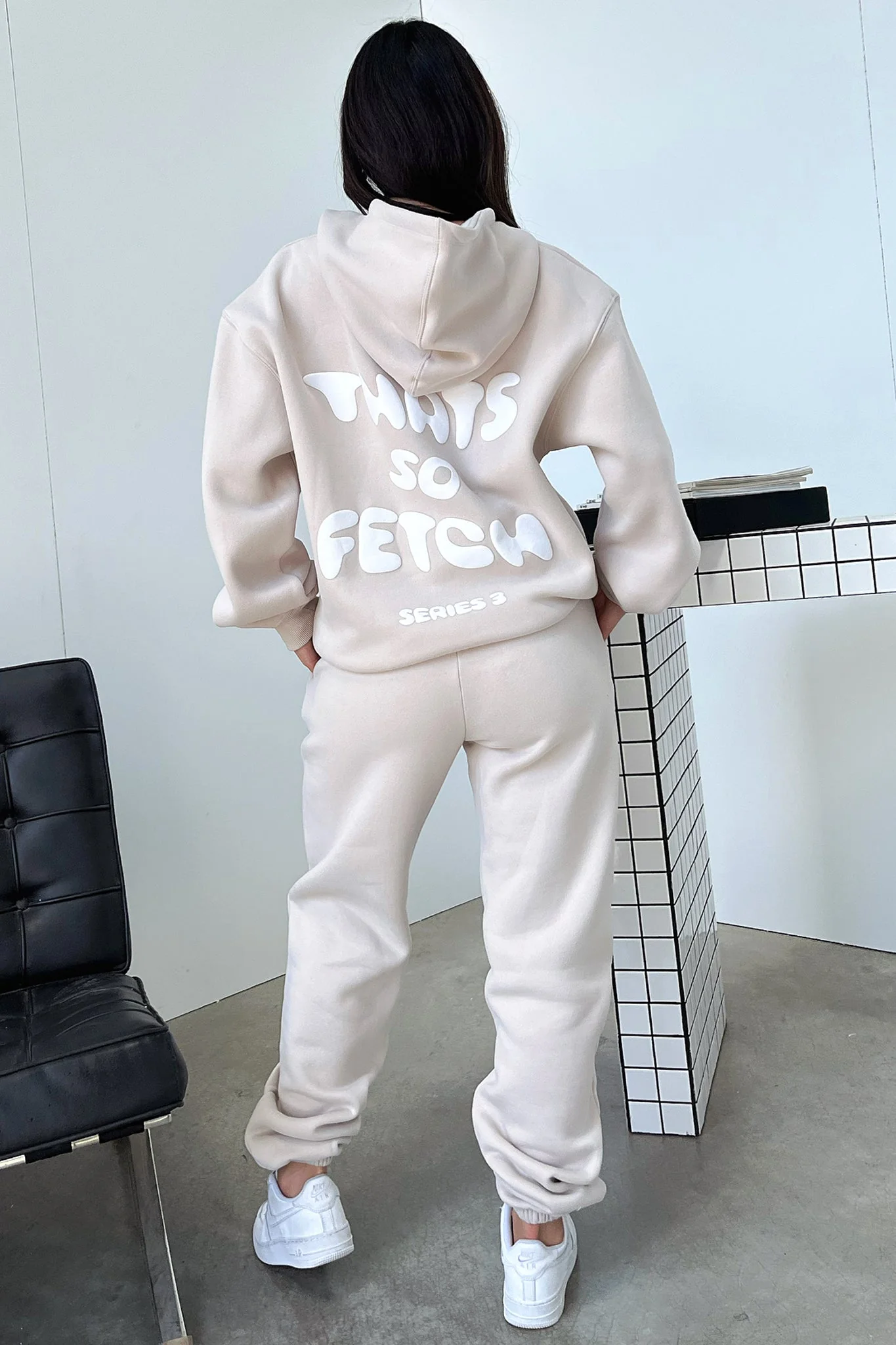 7578-series-3-sweatpants-bone-1.webp