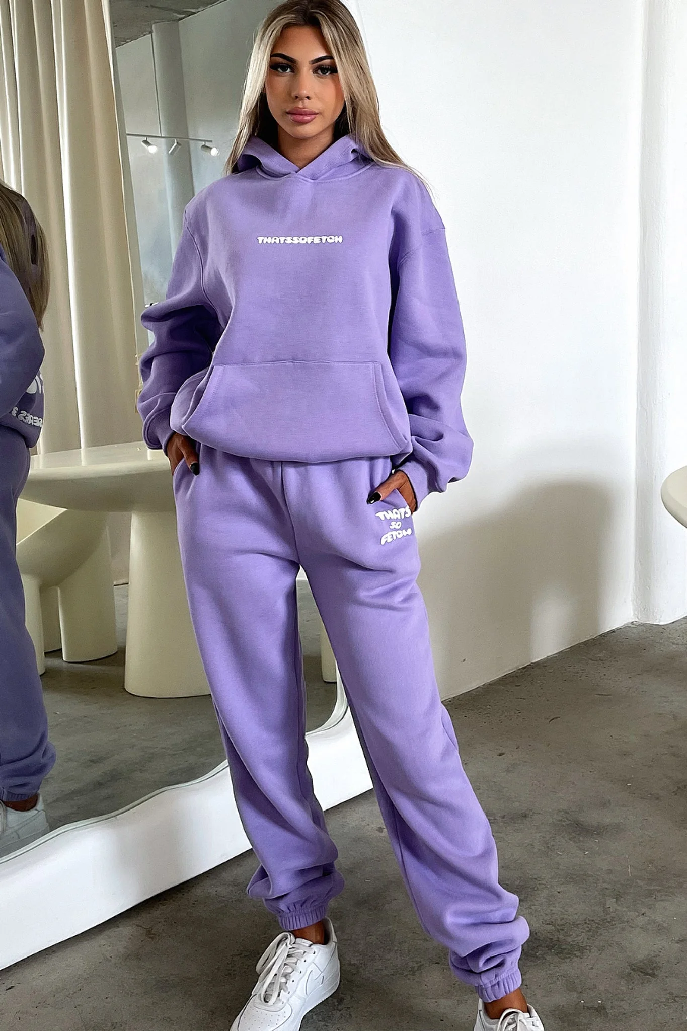 7823-series-3-sweatpants-purple-1.webp