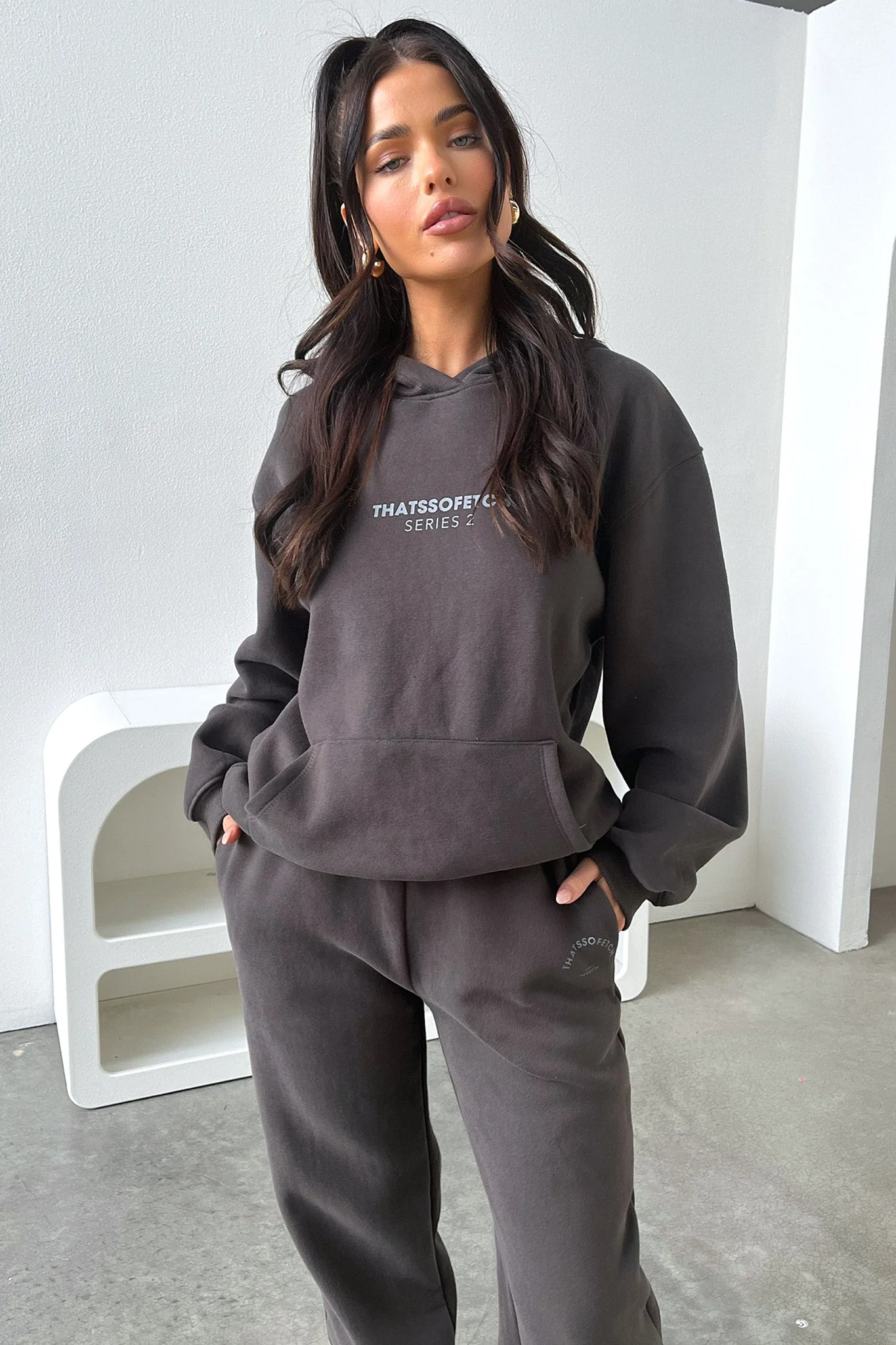 8152-series-2-sweatpants-charcoal-1.webp