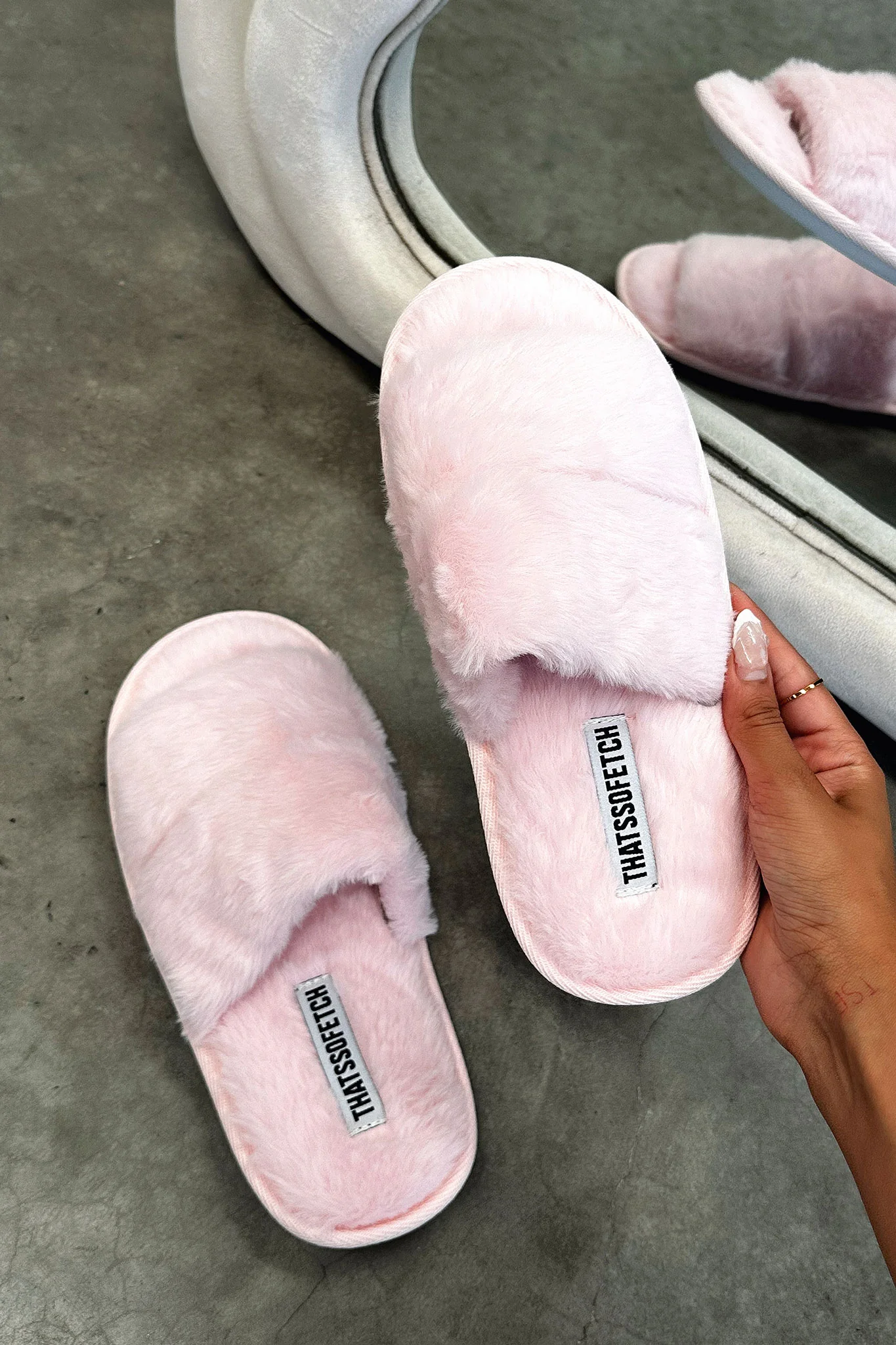 Noella Slippers - Pink
