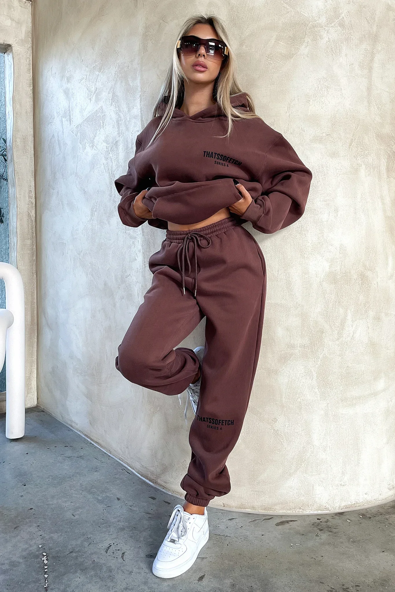Series 6 Sweatpants - Brown